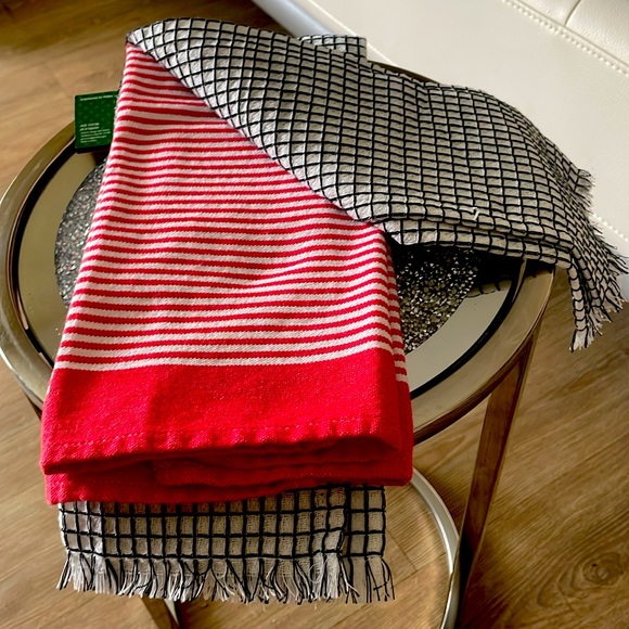 NWT COCOA & PEPPERMINT DISHTOWELS (2) - Picture 6 of 6